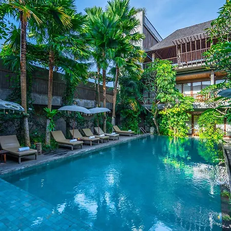 Purana Suite Ubud