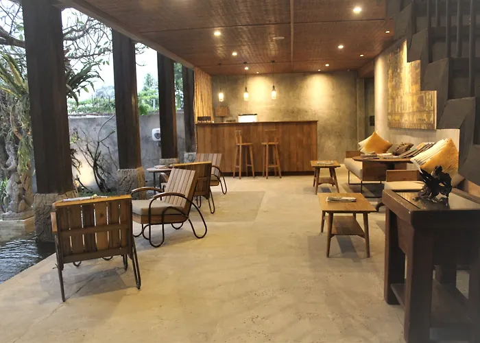 Purana Hotel