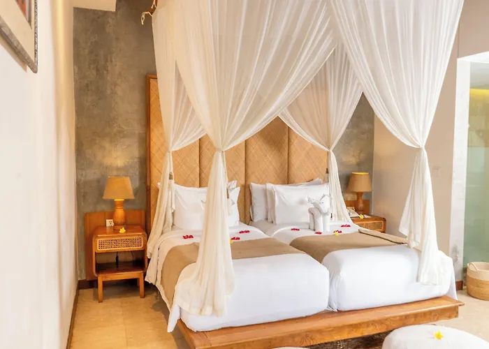 فندق Purana 5*