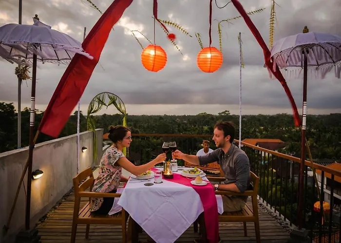 Purana Hotel Ubud