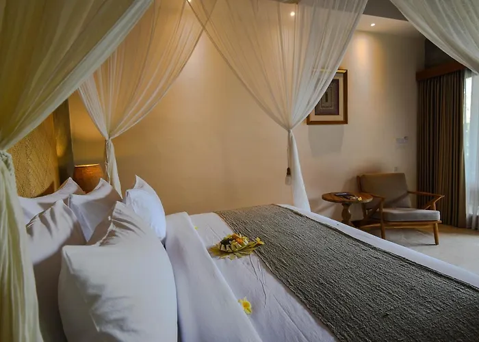Hotel Purana 5*